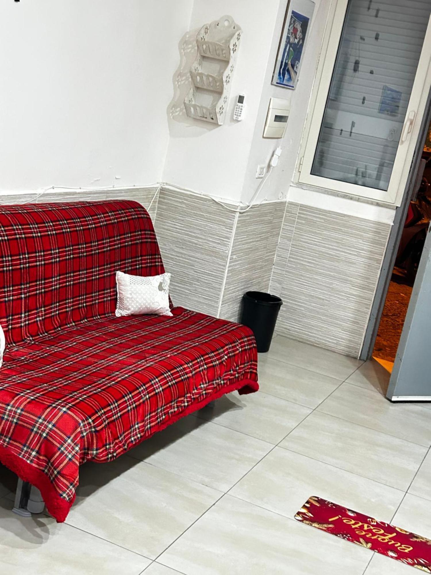 B&B Rifugio Partenopeo - Centro Storico Di Napoli Bagian luar foto
